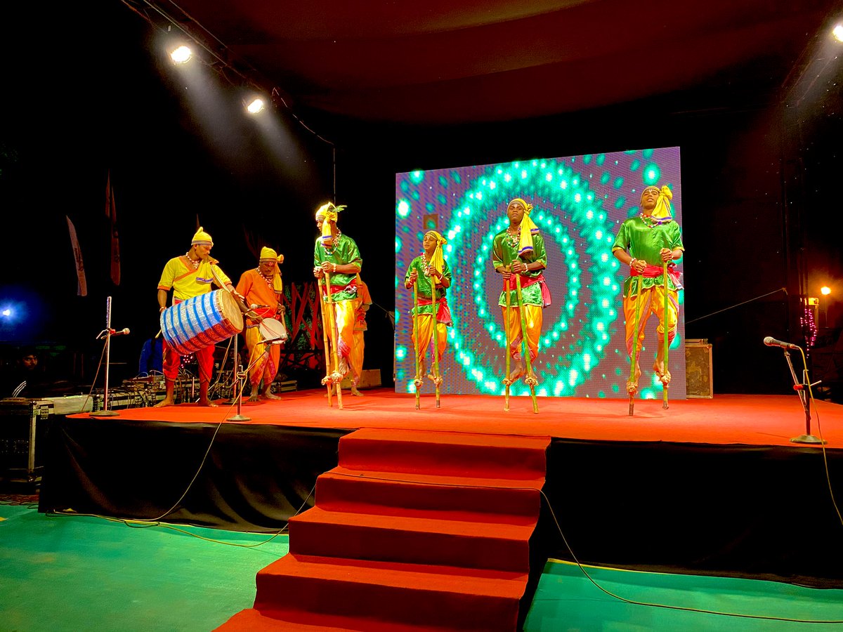 Now, evening cultural programs are on!! Started with some traditional dance forms, Yoga, Malkhamb, singing of odia songs, hindi songs and fire juggling and many more!!  #EcoretreatOdisha  #Satkosia  #Odisha