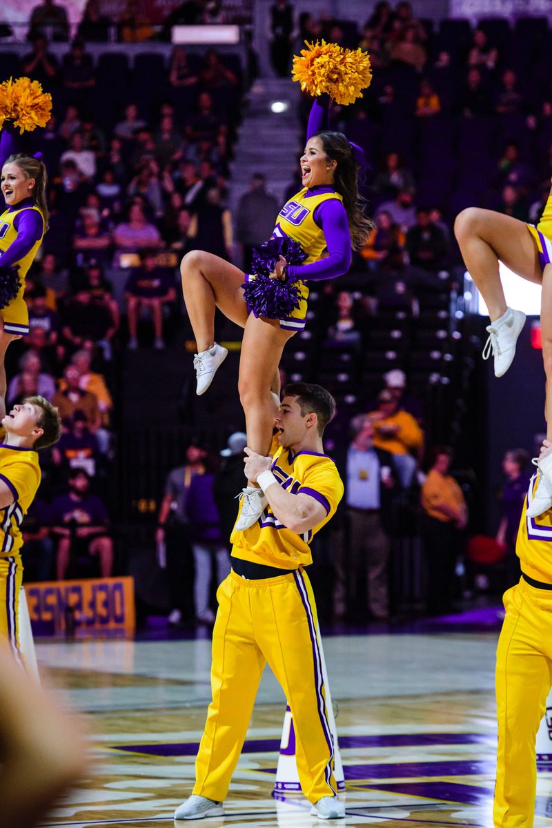 LSU Cheerleading tweet media