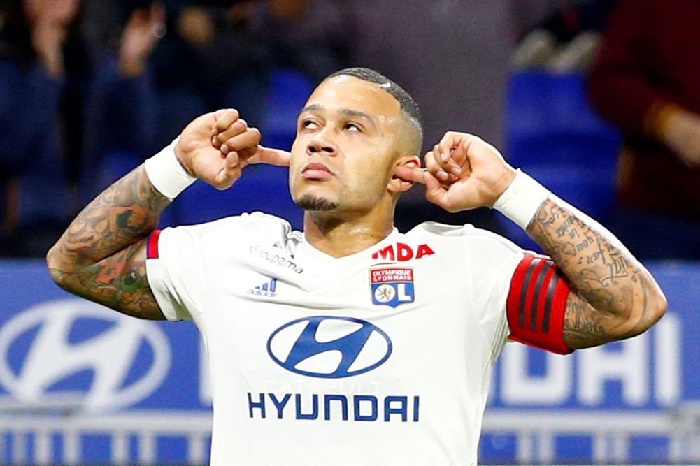Live_OL69's tweet photo. Dans quelques jours, Memphis Depay fêtera son 4ème anniversaire en tant sue lyonnais https://t.co/wBoVjHAyx7