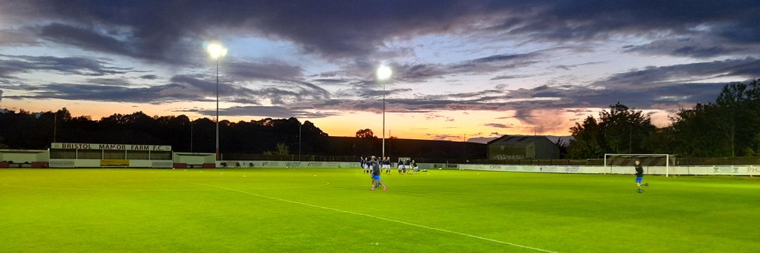 Bristol Manor Farm FC
📍 The Creek, Portway, Bristol BS9 2EJ