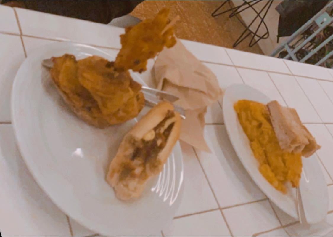 Si queréis degustar unas buenas tapas ,con buena materia prima y buena atención,os recomiendo el #Victoria en la Rúa Olmos, 23, 15003 A Coruña ven y 
#cómetegalicia os encantará
