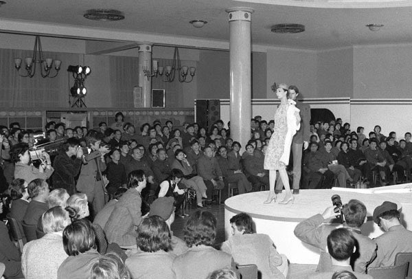 In 1979, he flew some two hundred and twenty outfits from his archive, and a dozen models to China, and unleashed them onto a Chinese audience truly unprepared for what they were about to see. Chinese officials, uncertain of how the audience would react and banned the press
