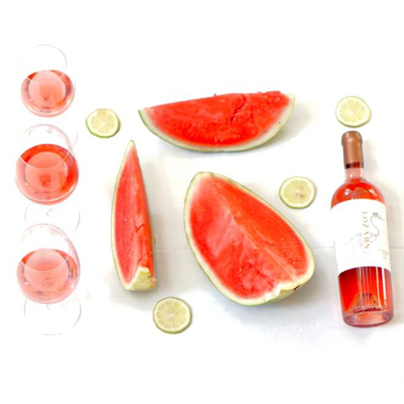 Perfect to the day’s end, with fresh watermelon and chilled Carménère Rosé. 

#LozarnWines #LozarnMoments #SmutsFamily #Carmenere #CarmenereSouthAfrica #AtHomewithLozarn #Lozarnmoments #SeasonOfCelebration
