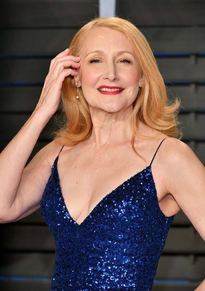 Patricia clarkson wearing blue

happy birthday mommy  