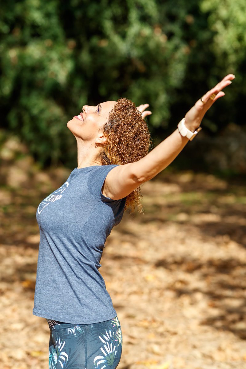 I welcome 2021 with open arms &amp; heart ♥️ &amp; continue my empowering journey at #MPC, which started in 2018. I look at the horizon with great excitement &amp; curiosity, what will #mpc2021 brings? Pre - Reg is Live! Join me 🙏🏻💙 <a href="/MyPeakChallenge/">My Peak Challenge</a> <a href="/SamHeughan/">Sam Heughan</a>
