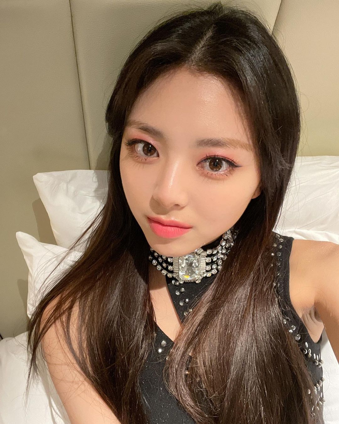 ITZY アイコラ  / X