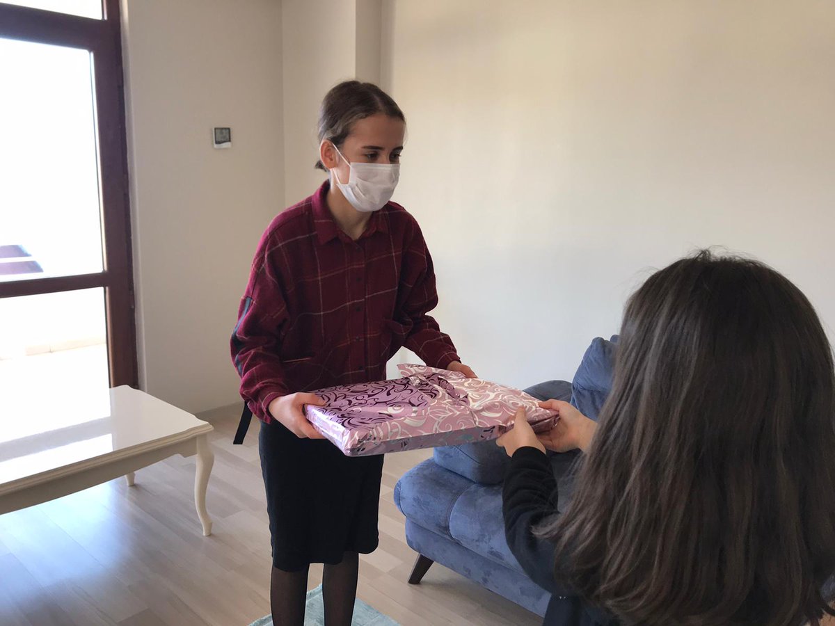 tuncelicolyak62's tweet photo. Çölyak rahatsızlığı bulunan çocuklarımıza yönelik @MUSIAD Tunceli Başkanı Sayın @SelcukBozkurt01 ‘un hazırladığı hediye sepetlerini kardeşlerimize ulaştırdık... 

Teşekkürler @MUSIAD @AKaanTR https://t.co/Fj7vdv4MYu