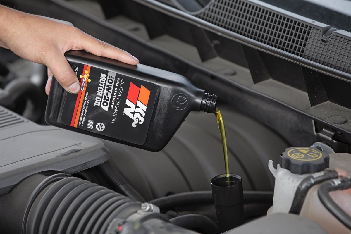 knfilters's tweet photo. What is Synthamax® technology? It’s a unique blend of additives that help protect your engine from corrosion and wear, keeping your vehicle running like new. Start the new year off with a freshly oiled engine!
#startpure #knfiltration #motoroil https://t.co/wRDFjEFiXc
