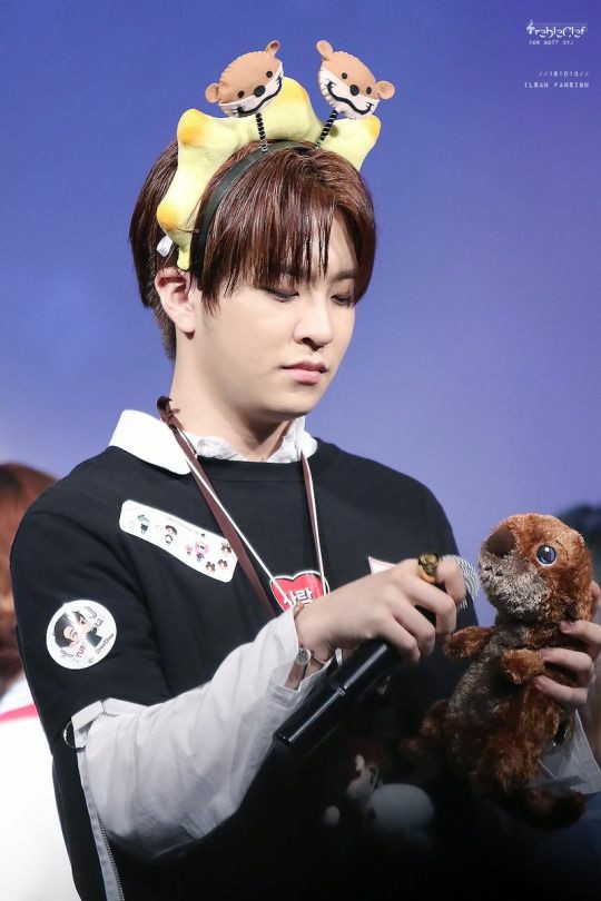 who in got7 but it's actually choi youngjae; a lovely thread  #GOT7    #갓세븐