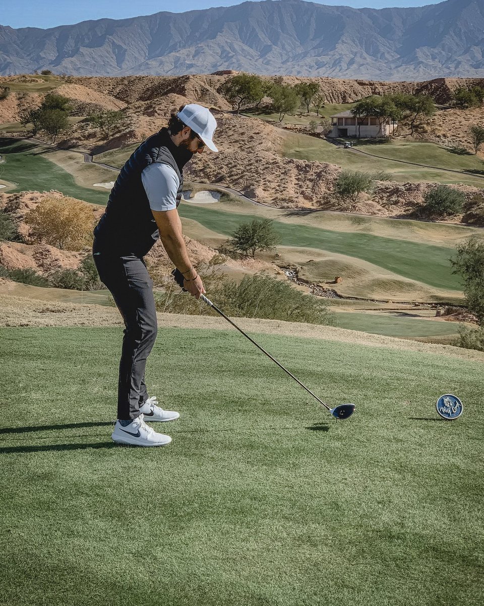 I may have to take some more trips to warmer climates this winter. #takemeback #golfislife #golf #golftrip