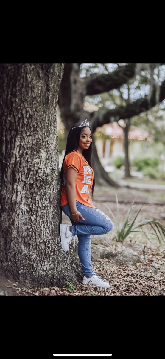 janea ✨ tweet media