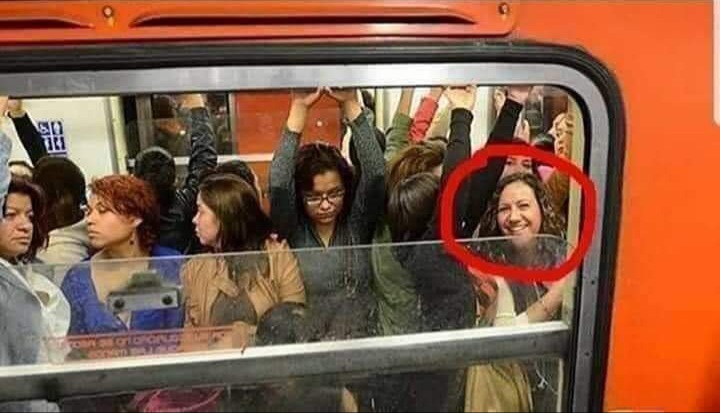 Cuando vas escuchando a El Tambor de la Tribu.