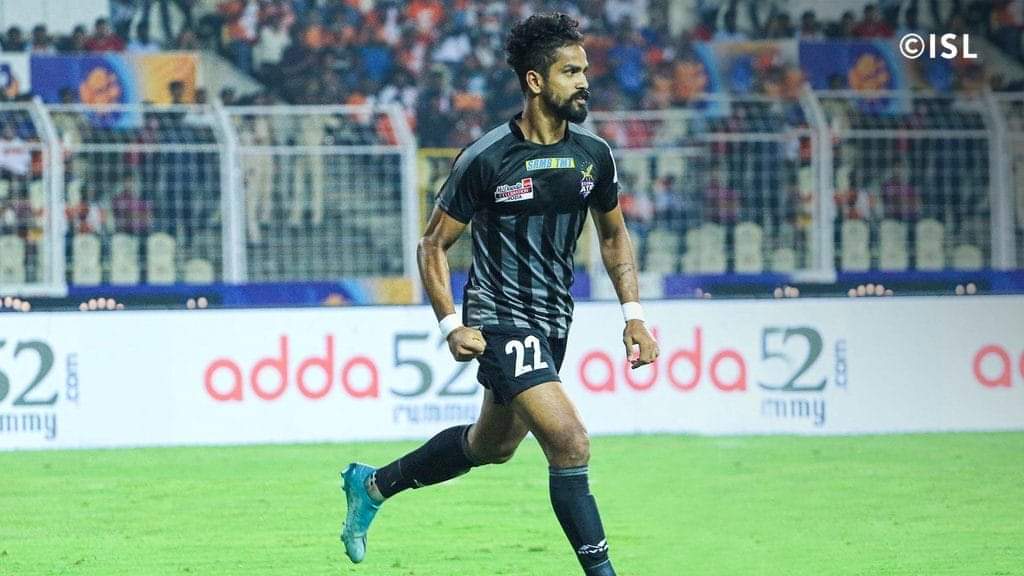 SubarnaBurman's tweet photo. @Debashi03455898@bosesrinjoy
Apnara too bolchelen kono 3rd jersey hobe na. Aj sudhu apnader jonno amader ai din ta dakhte hoche. Nijeder sather jonno atk ar sathe Marge korlen. Sotti ki Mohun bagan akta investor pachilo na aita kau manbe na.Joto taratari paren marger break korun https://t.co/0uGFWFATtu