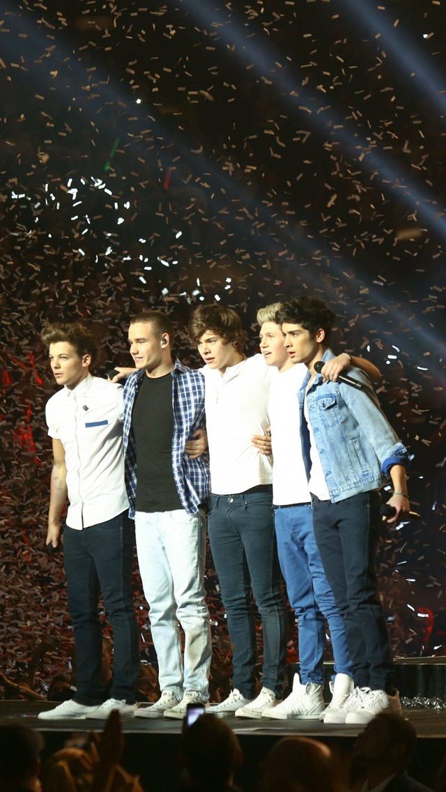 justeva_28's tweet photo. No se como expresar los bajones que me dan a veces solo de pensar que nunca mas voy ha poder disfrutar de un concierto de 1d y que nunca lo hice.
Si fuiste unx de lxs afortunadxs en ir a uno de 1d o a uno de ellos en solitario me alegro demasiado por ti🥺💛💛#onedirection https://t.co/klIMZNY1h8