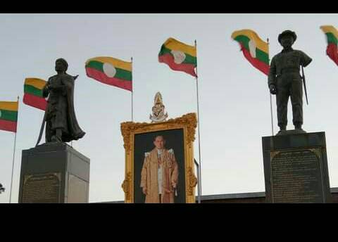 HhTheLittle1's tweet photo. @Populated13 @rumpriypunnee กับหญิง...ณ อื่นๆที่ชื่นใจ เนื่องด้วยฝ่ายชายดาราแสดงนำได้อยู่ใน #ราชวงศ์หลุยส์ ตระกลูฝรั่งเศสนี้ด้วยเช่นกัน https://t.co/JNhNzwAYvs