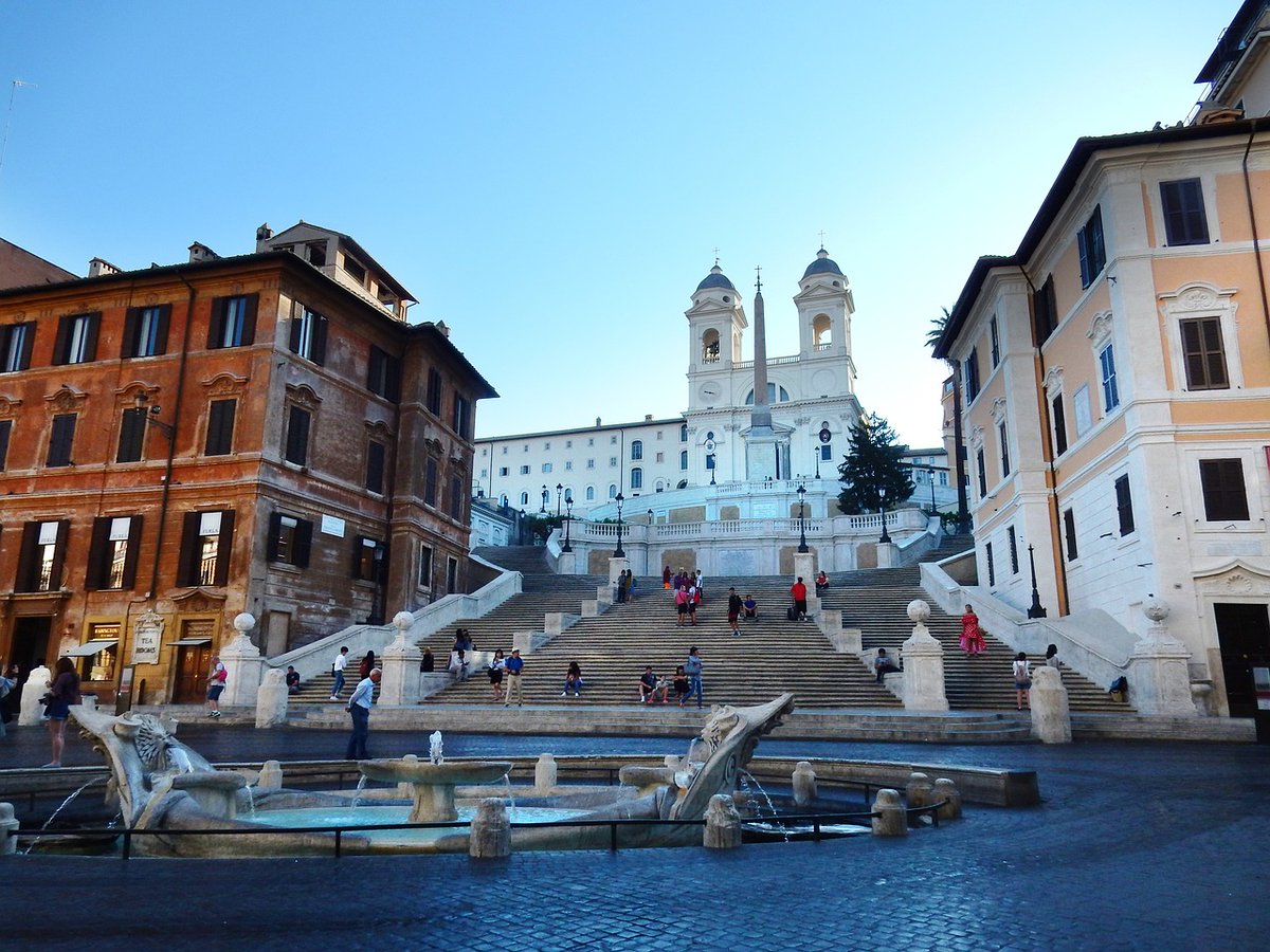 RelaxpatRome's tweet photo. Realx #expat, #RelaxpatRome are all multilingual, having experienced professional mobility ourselves and happy to be able to put at your service our skills acquired through our experience in the field after having faced this challenge which is the “Roman adventure”.

#expatlife https://t.co/ail5bXKTGC