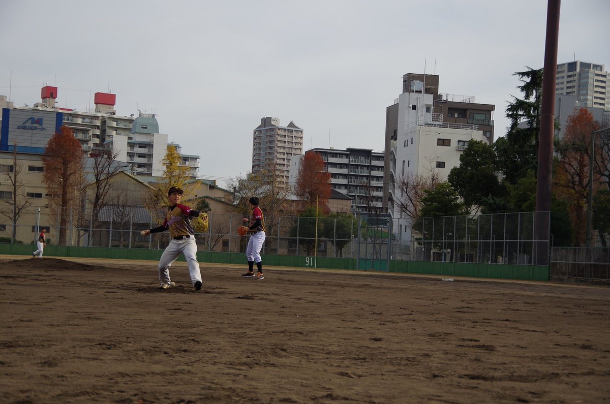 tomibro3's tweet photo. 本日は今年度の活動を締めくくり、練習と紅白戦を行いました！

来年度も活動を維持していきたいです😇 https://t.co/UNoo7GM0Ec