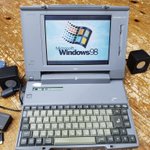 Windows98を起動してネット接続した結果？阿部寛のホームページは表示される!