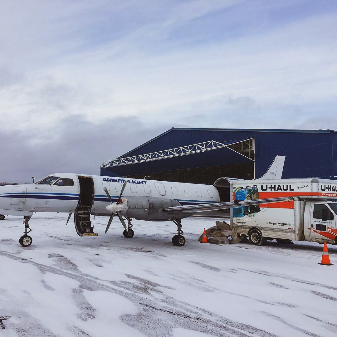 Ameriflight's tweet photo. Weekend mood: ✈️📦⛄❄️
#SA227 #Metroliner #avgeek
Photo by: Captain Edwin Villarroel https://t.co/MBHKR3lWYT