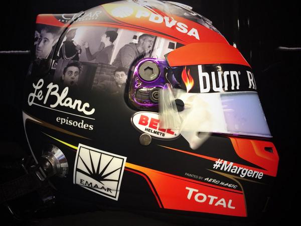 2014 - EUA Romain Grosjean fez uma homenagem ao ator "Matt LeBlanc", da série "Friends". O capacete faz referência a uma série do ator chamada "Episodes".Também fez uma homenagem à Margerie, dono da Total que morreu em um acidente aéreo.