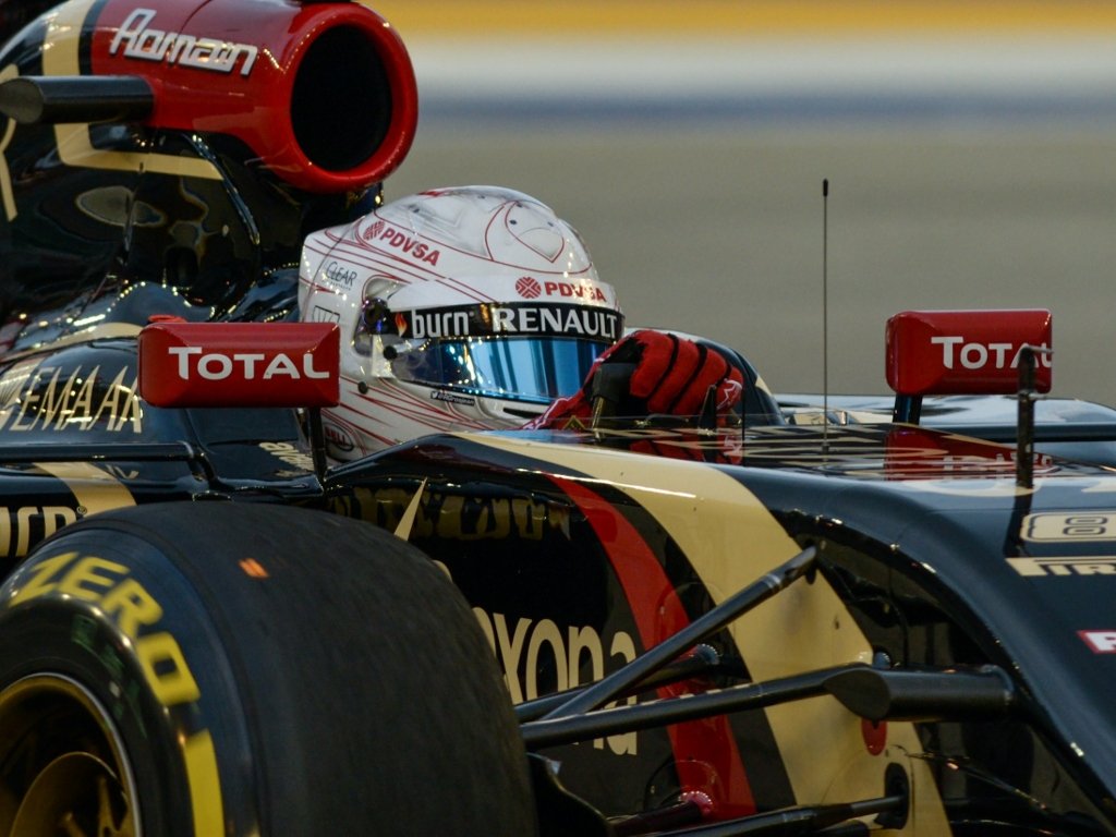 2014 - Corridas noturnas Usado no Bahrein e em Singapura, durante as sessões de noite.