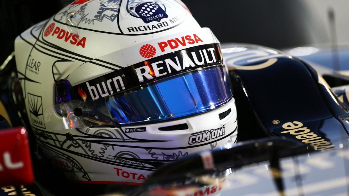 2014 - Abu Dhabi Esse visor azul deixou o capacete muito lindo ao pôr do sol.