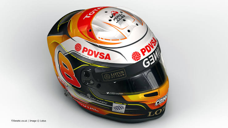 2015A partir desse capacete, Romain passa a carregar Jules Bianchi em seu capacete. Ele partiu dia 17/07/15.Ele mudou a # de  #ForzaJules para  #NeverForget (nunca esqueça) após sua morte. Demorei uma hora pra achar esse detalhe, não encontrei em nenhum site falando disso.