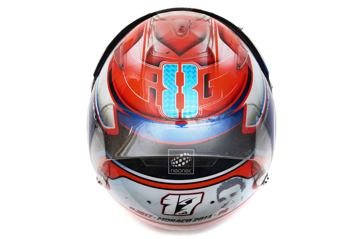 2016 - Mônaco Capacete feito em homenagem ao Jules Bianchi, fazendo alusão ao seu P9 em Mônaco com a Marussia.