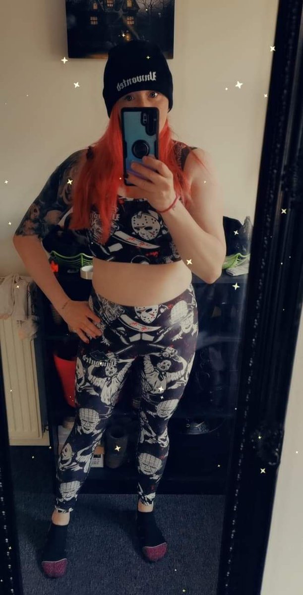 GhoulW13's tweet photo. It may not be W13 related (entirely) but omgoth how fuckin hot is this outfit 💥💥 Gothic/Alternative Fitness Gear from Unwonted Apparel.

Use my code: THEMETALPT for 10% off 👻🦇🤘🏻

You gotta do it !! Come on !!! And when you get you items, post your pics and tag me 🌹 https://t.co/0LwAhNkPtU