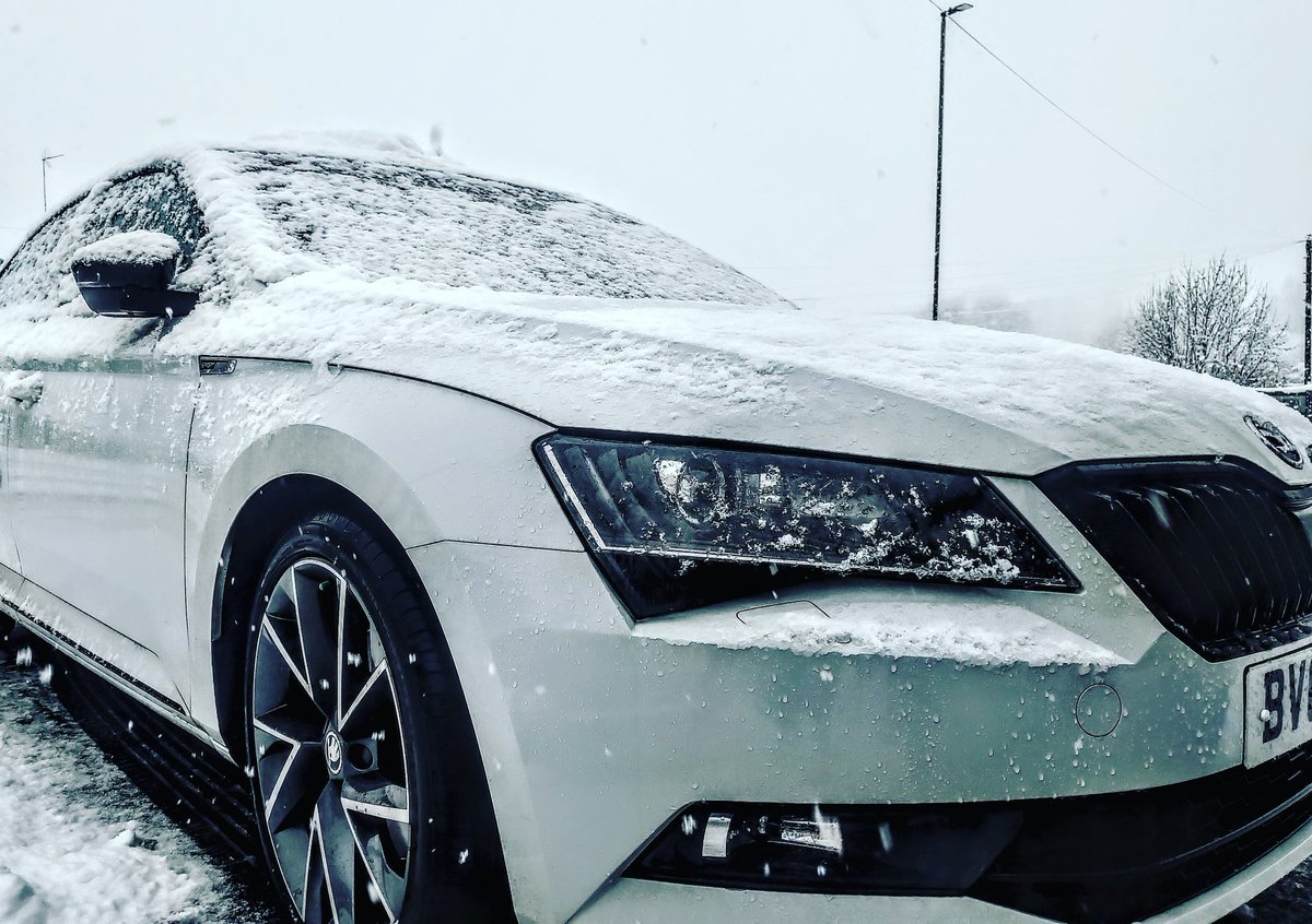 _Y_D_A_'s tweet photo. If you're not used to driving in snow....
Drive like your grandmother is in the passenger seat, wearing her best clothes and holding a full mug of coffee!
#WinterDrivingAdvice #DrivingInSnow #UkSnow https://t.co/gh6dCbeyzF