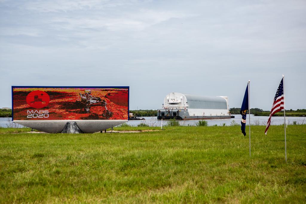 NASA_SLS's tweet image. As 2020 comes to a close, we're looking back at some highlights. Back in July, the Pegasus barge arrived to @NASAKennedy with a key connection for #Artemis I — the launch vehicle stage adapter — shortly before the @NASAPersevere launch.

READ &amp;gt;&amp;gt; go.nasa.gov/3n5L7uN