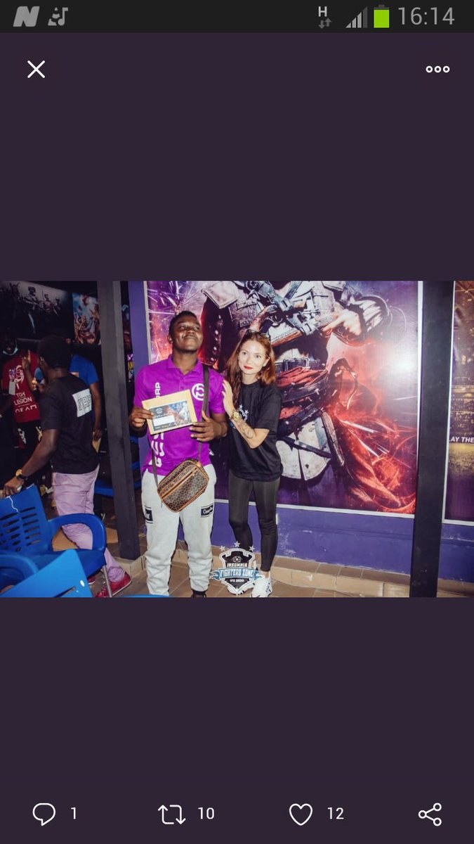ENCORE VAINQUEUR D'UN TOURNOI DE STREET FIGHTER 5 AU CAMEROUN MERCI SEIGNEUR JÉSUS DE M'ENVOYER TOUJOURS PLUS DE L'AVANT PUIS MERCI À BESTCORP MON SPONSOR QUI MENCOURAGE TOUJOURS ET TOUJOURS
