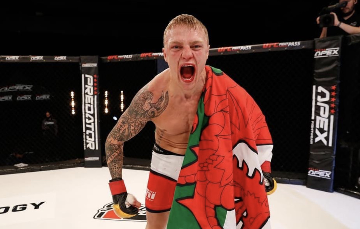 Two-division Cage Warriors champion Mason Jones to debut against Mike Davis at UFC Fight Island 8 (<a href="/AlexanderKLee/">Alexander K Lee</a>, <a href="/MikeHeck_JR/">Mike Heck</a>) mmafighting.com/2020/12/29/222…