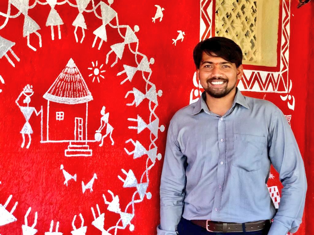 Pugmarks of the civilisations 🐾
Past is History
Future is Mistry
Today is gift, that's why it's called present. 
Be Alive. #liveinpresent #warli #warliart
