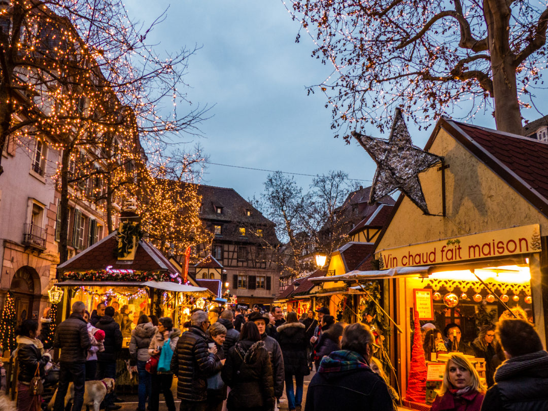Sur le blog, retrouvez 5 lieux en France où l'esprit de Noël réside même sans marché de Noël 🥰
A lire ici ▶️ unpieddanslesnuages.com/villages-noel-…

#Christmas #magnifiquefrance