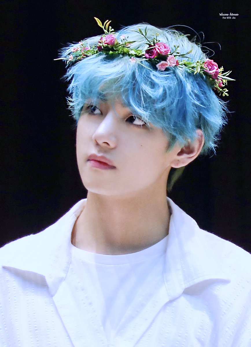 JMLOVEMODE's tweet photo. #HAPPYVDAY 🐯 태탄절 🎂 기념으로 올려주시는 홈마님들 축하 사진 타래💜

#태형생일ㅊㅋ
#태형아_생일축하해
#HappyTaehyungDay
#겨울에태어난_우리의봄_태형아보라해
#HAPPYVDAY_태형이의날들이밝게빛나길
#아미의행복전도사_태���의_26번째생일
#사랑스런_겨울곰_태형아생일축하해
#뷔 @BTS_twt https://t.co/5KgV2hJfYN