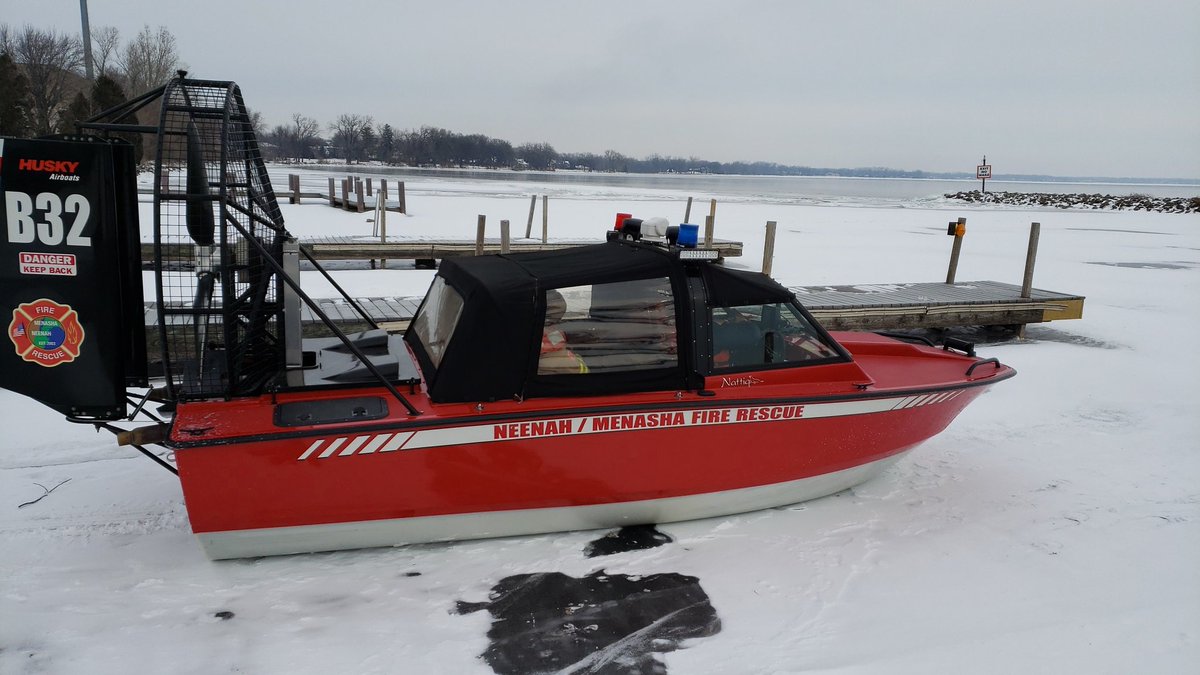 NMFireRescue's tweet photo. NMFR Training on Boat 32 https://t.co/7Z01mq1s8G