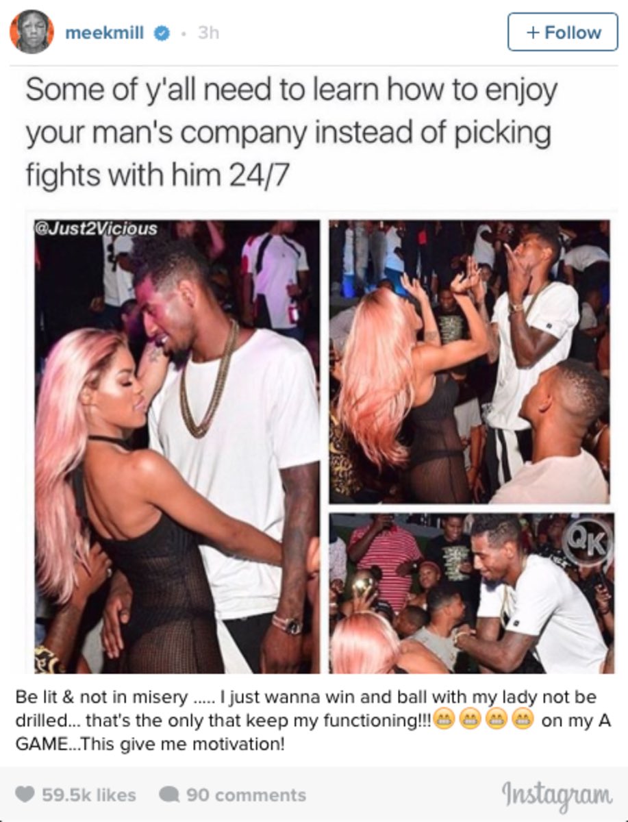 Literally RIGHT after they broke up, Meek relentlessly shaded and subbed Nicki on social media!! He even gave Remy Ma ammo to use against Nicki in her diss track when he told her lies about their sex life!!