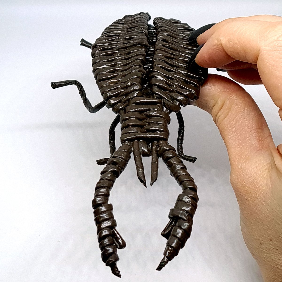 pools_ol's tweet photo. Brown beetle figurine, insect art, paper wicker sculpture https://t.co/ut0yID9lcM #beetlefigurine #wickerbeetle #insectartfigurine #paperwickerinsect #insectlovergift #biginsectfigure https://t.co/2jvj0M1ZzJ