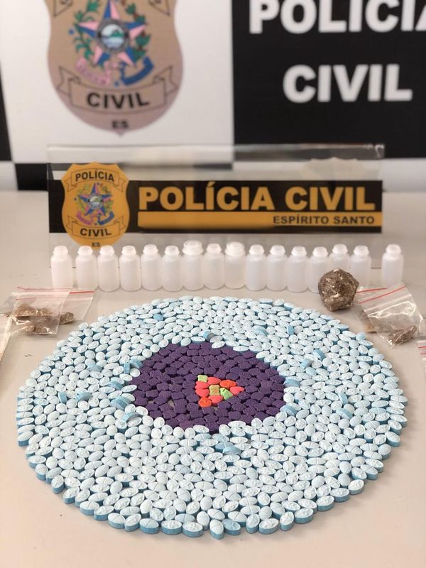 Pills 'n' Thrills at Brazilian police departments
