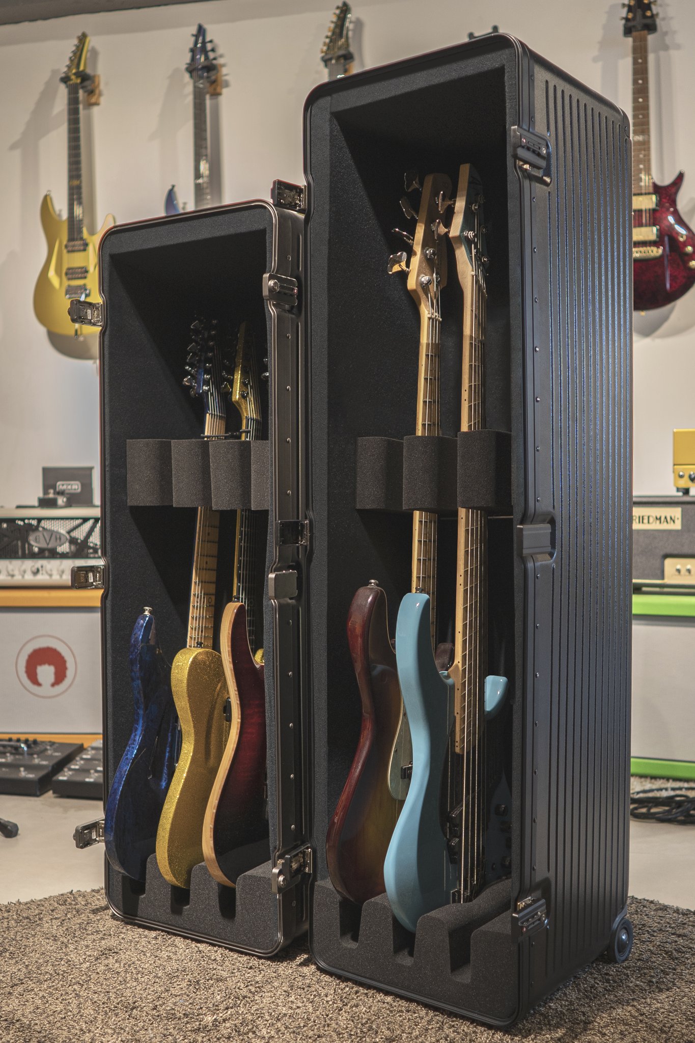 Quantum industries guitar case deals