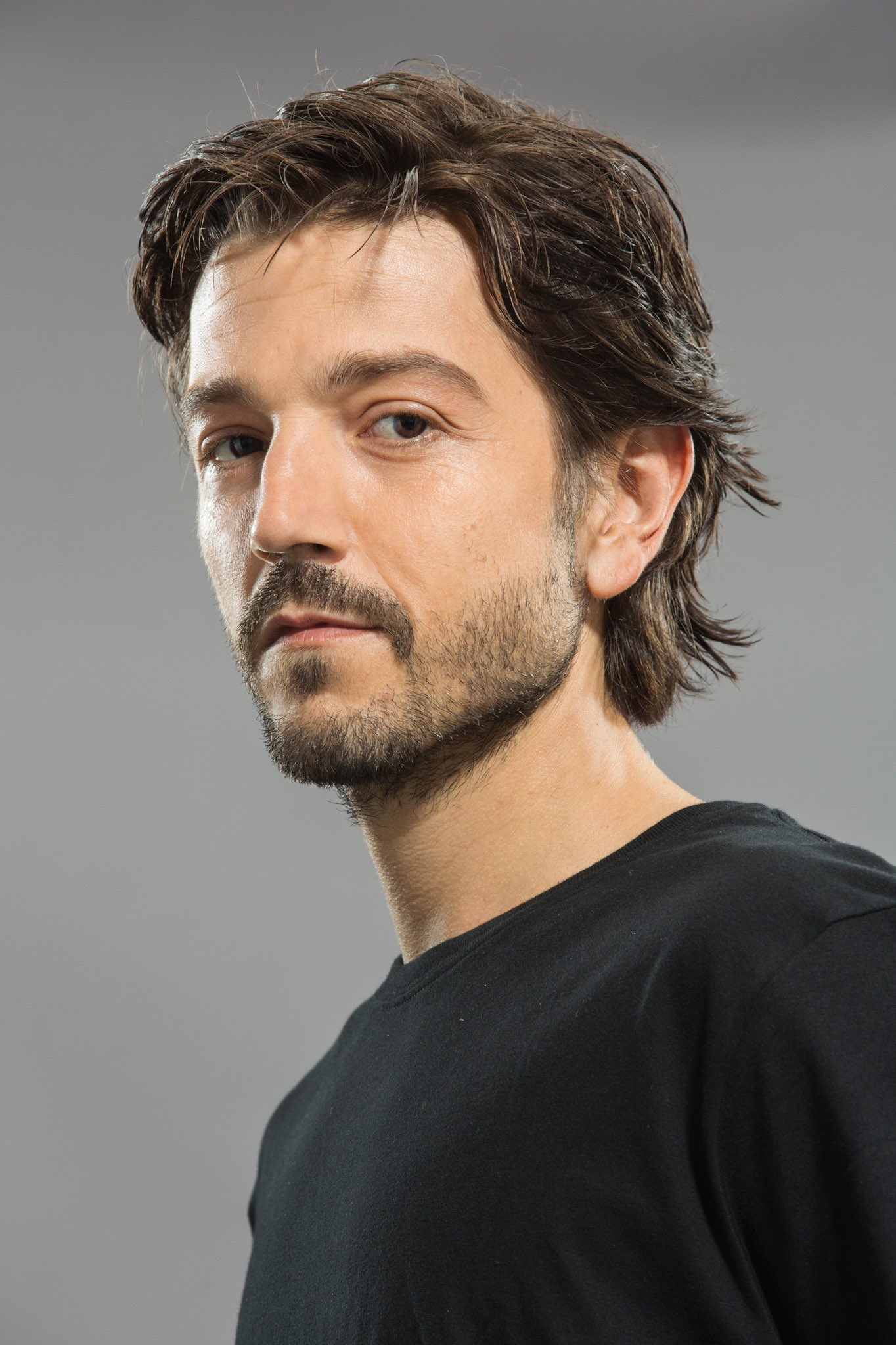 Happy birthday to Diego Luna ( What s your favourite Cassian Andor moment? 