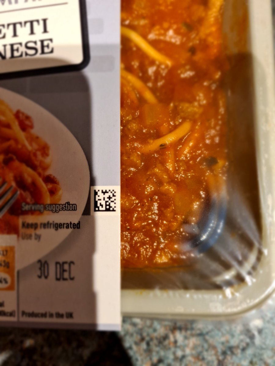 AngelaEMoores's tweet photo. @sainsburys blue spaghetti doesn't look very appealing to me! 🤢 https://t.co/NklP4VYooW