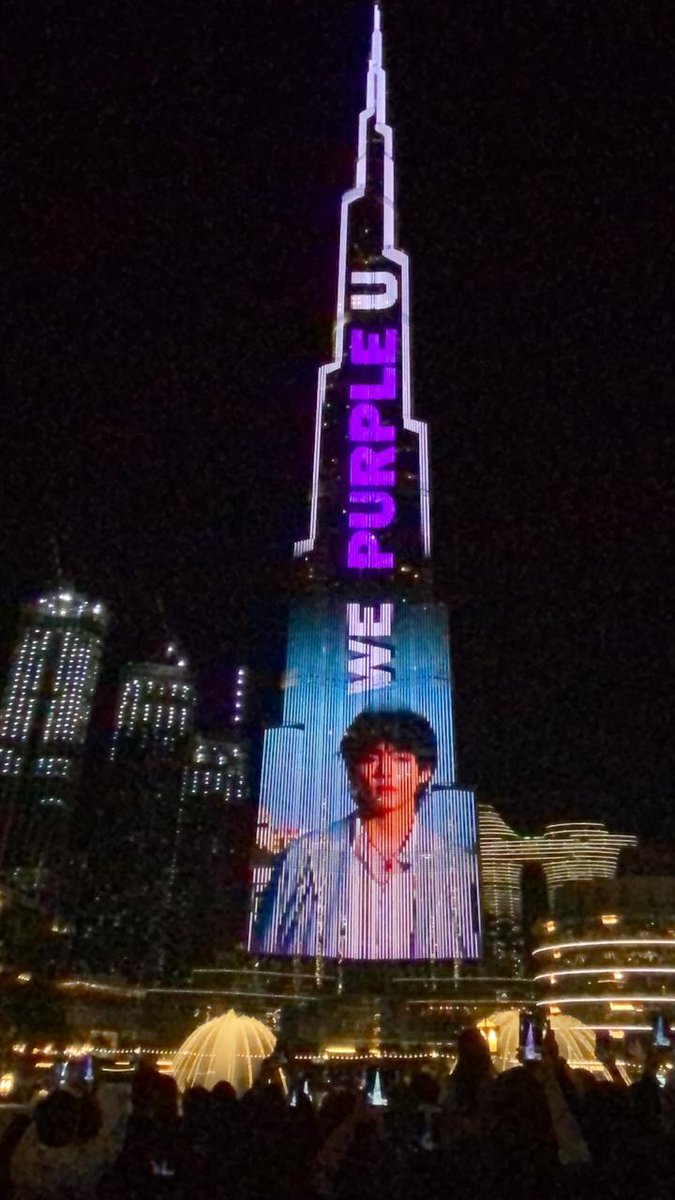 Tabloid Bts Fans Cheered As The Burjkhalifa Lit Up For V Army T Co Rzngkocpwd Tabloid Bts Fans Cheered As The Burjkhalifa Lit Up For V Army T Co Rzngkocpwd