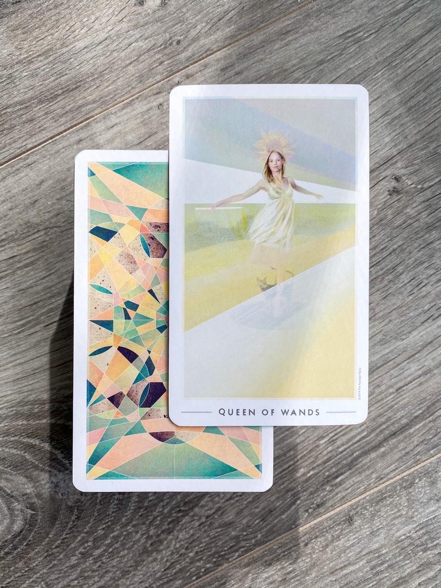 moonjournal_'s tweet photo. Today's Card: Queen of Wands. You know what you want and how to achieve it. Determined and optimistic to reach your creative visions, you know how to best use your strengths and weaknesses in order to become successful. (1/2) https://t.co/WHqhU2KR1e
