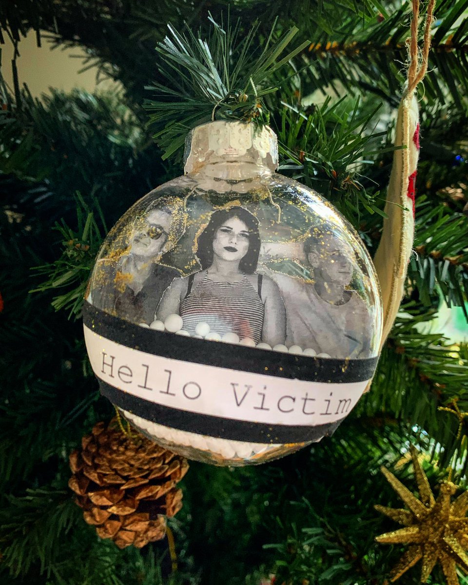 Hi! Merry belated Christmas and a happy early new year from us 2 u! A fan made this for us and we highly recommend it as the only ornament on your trees next year.