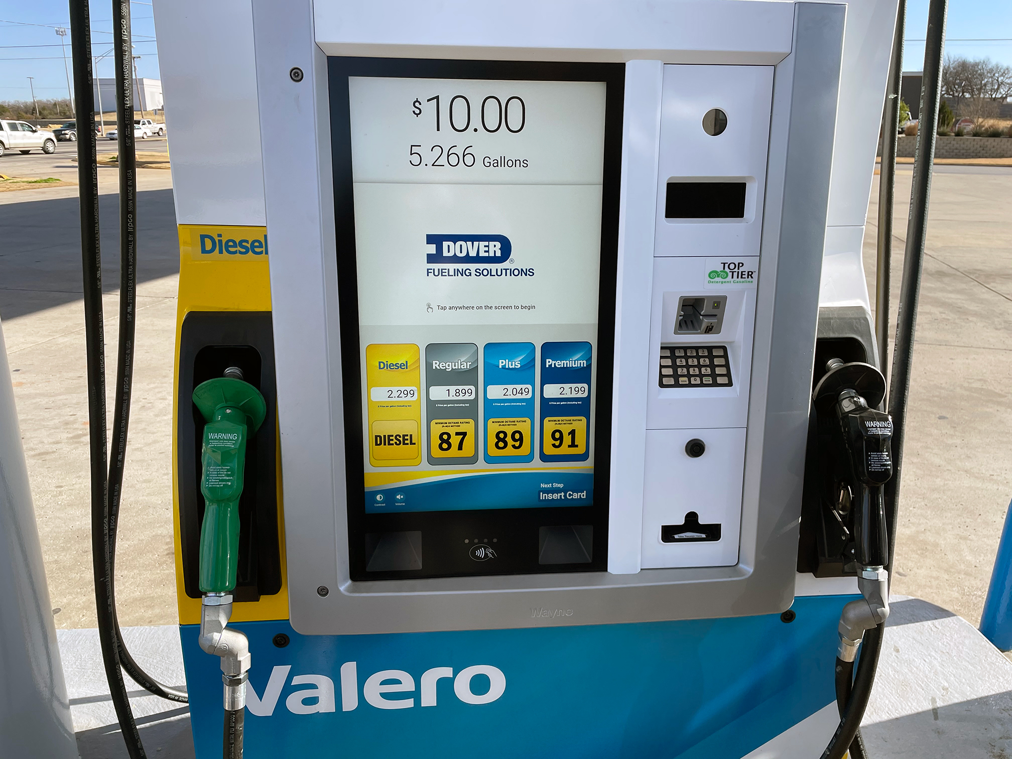 Wayne Ovation Fuel Dispenser With SPM Card Readers (120, 58 OFF