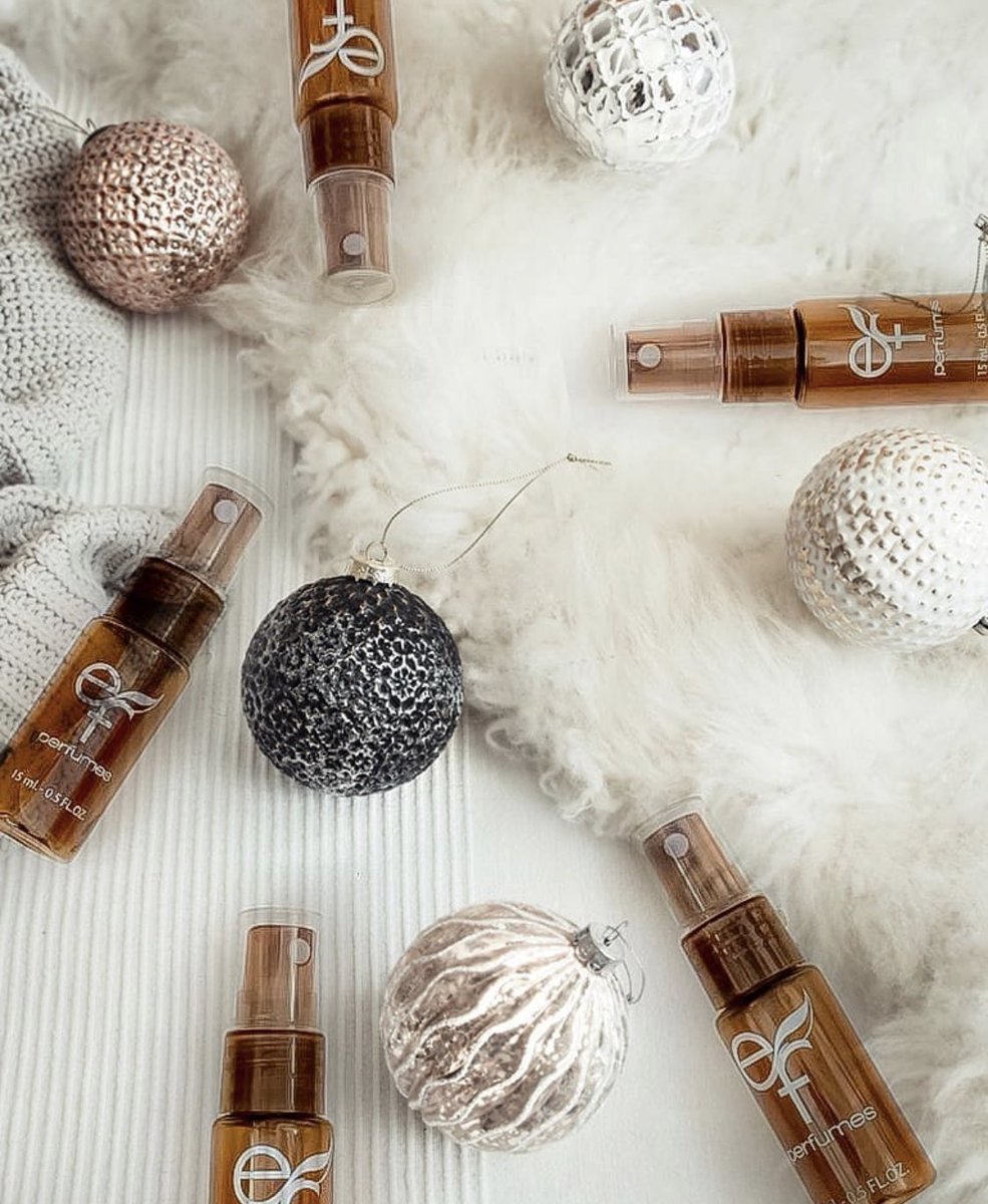 perfumesefperu's tweet photo. ¿Ya probaste nuestro formato de 15ml? Es ideal para probar nuevas fragancias, o si se acaba tu perfume favorito y tienes una emergencia este práctico tamaño es tu aliado.
#efperfumes #perfumesefperu https://t.co/3SeLdCG6sZ