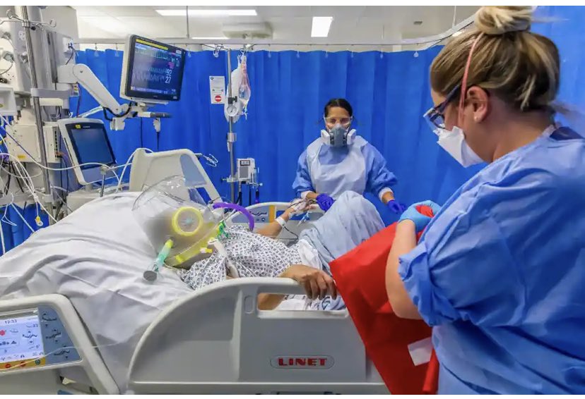 WhistlingDixie4's tweet image. As photos from Guardian show, I work bare below elbows. Gloves + apron over short sleeved gown for contact. Wash hands and forearms in between:

I am pleased with this approach. 

Doesn’t seem to be one chosen by many based on photos I see in press from other units? Thoughts?