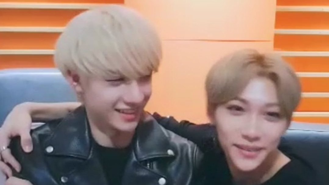 bang chan looking at felix like he's his whole world; a soft and devastating thread